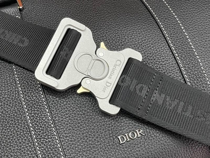 Dior Lingot 50 Duffle Bag In Black Grained Calfskin
