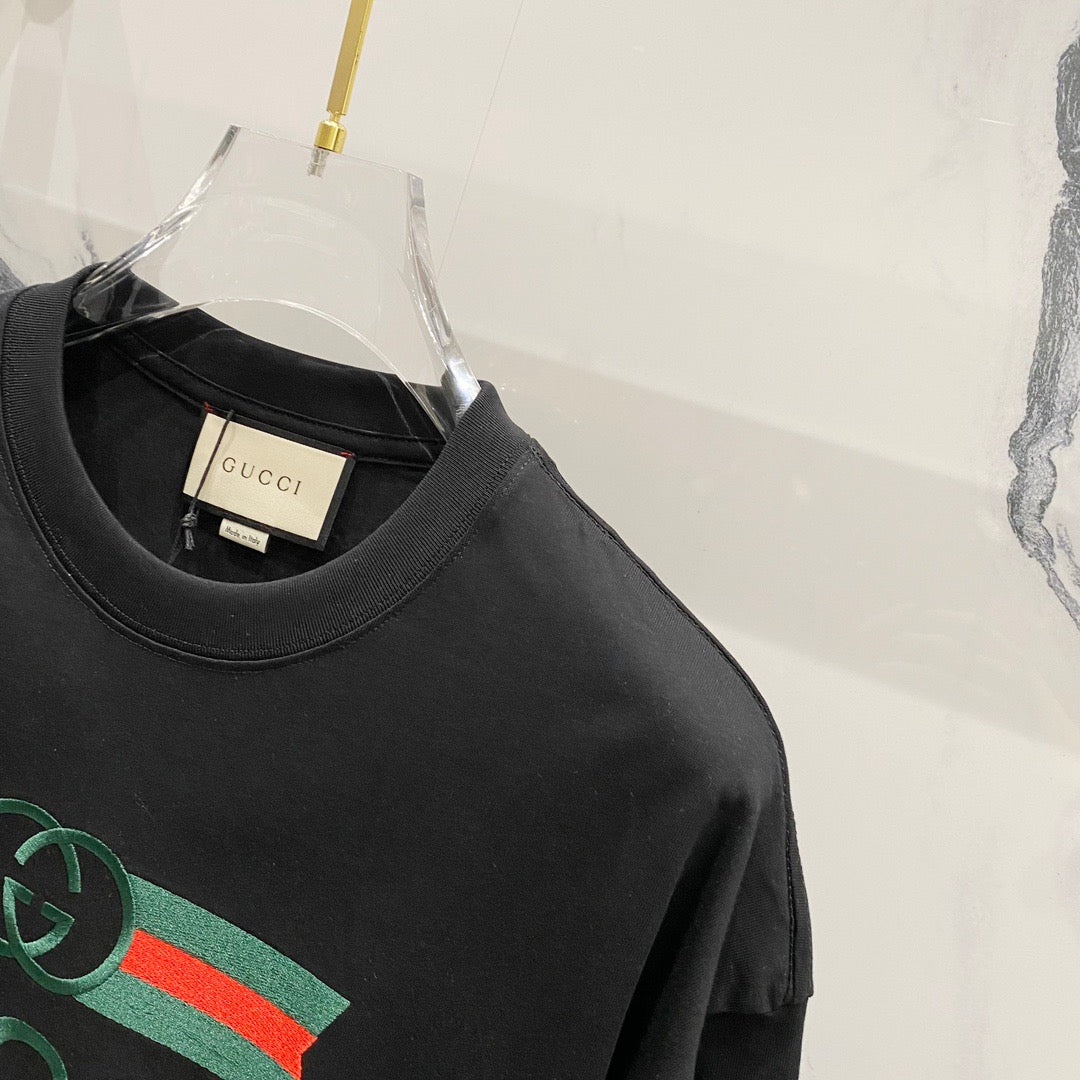 GUCCI                                            Blade Logo Printed T-Shirt In Black