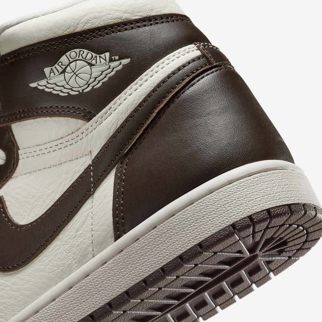 Air Jordan 1 High OG WMNS “Baroque Brown”