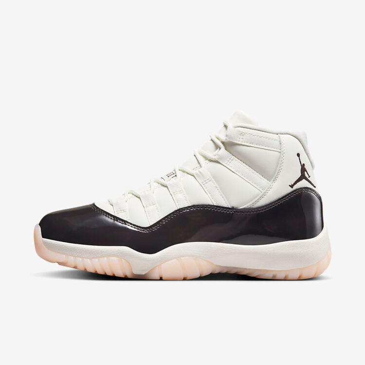 Air Jordan 11 WMNS “Neapolitan”
