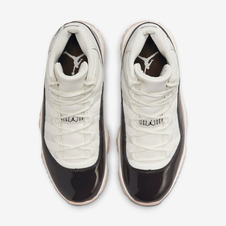 Air Jordan 11 WMNS “Neapolitan”