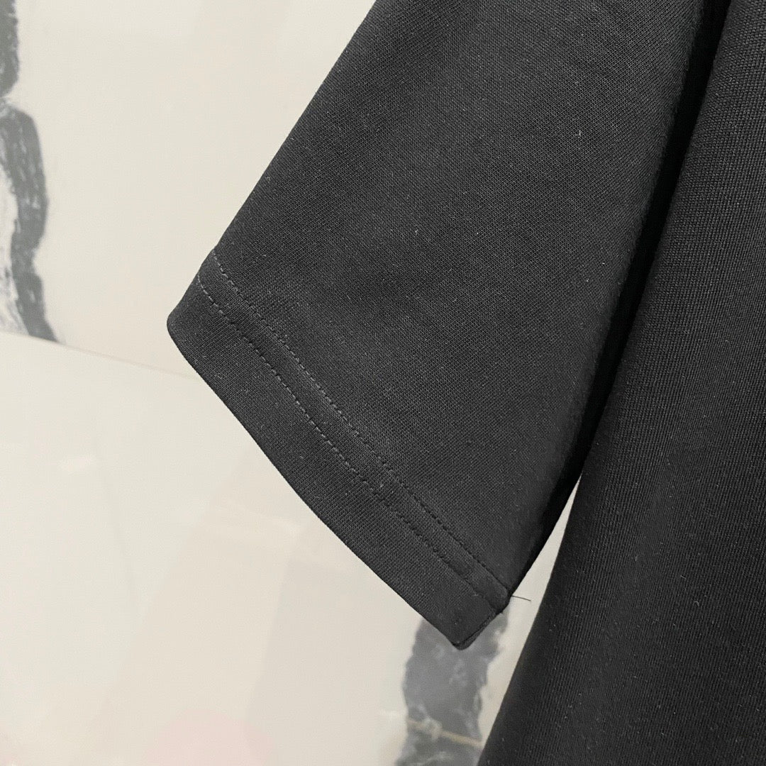 GUCCI                                            Blade Logo Printed T-Shirt In Black