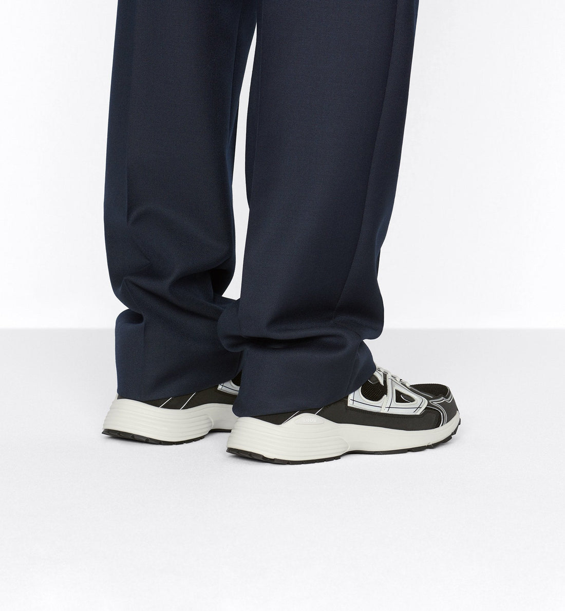 Dior Sleek Mesh Tech Runner – Black Edition (B30-Inspired