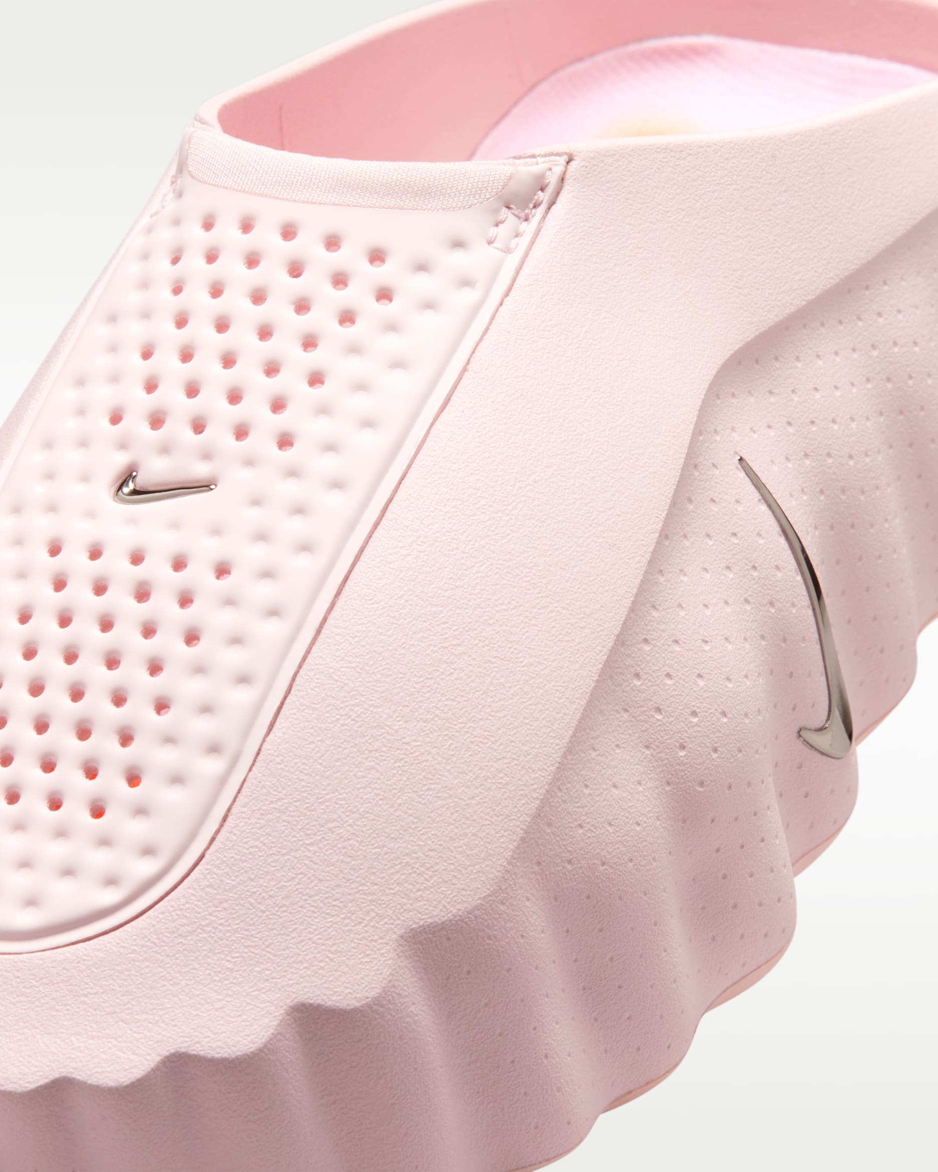 Nike Mind 001
Women's Pregame Mules