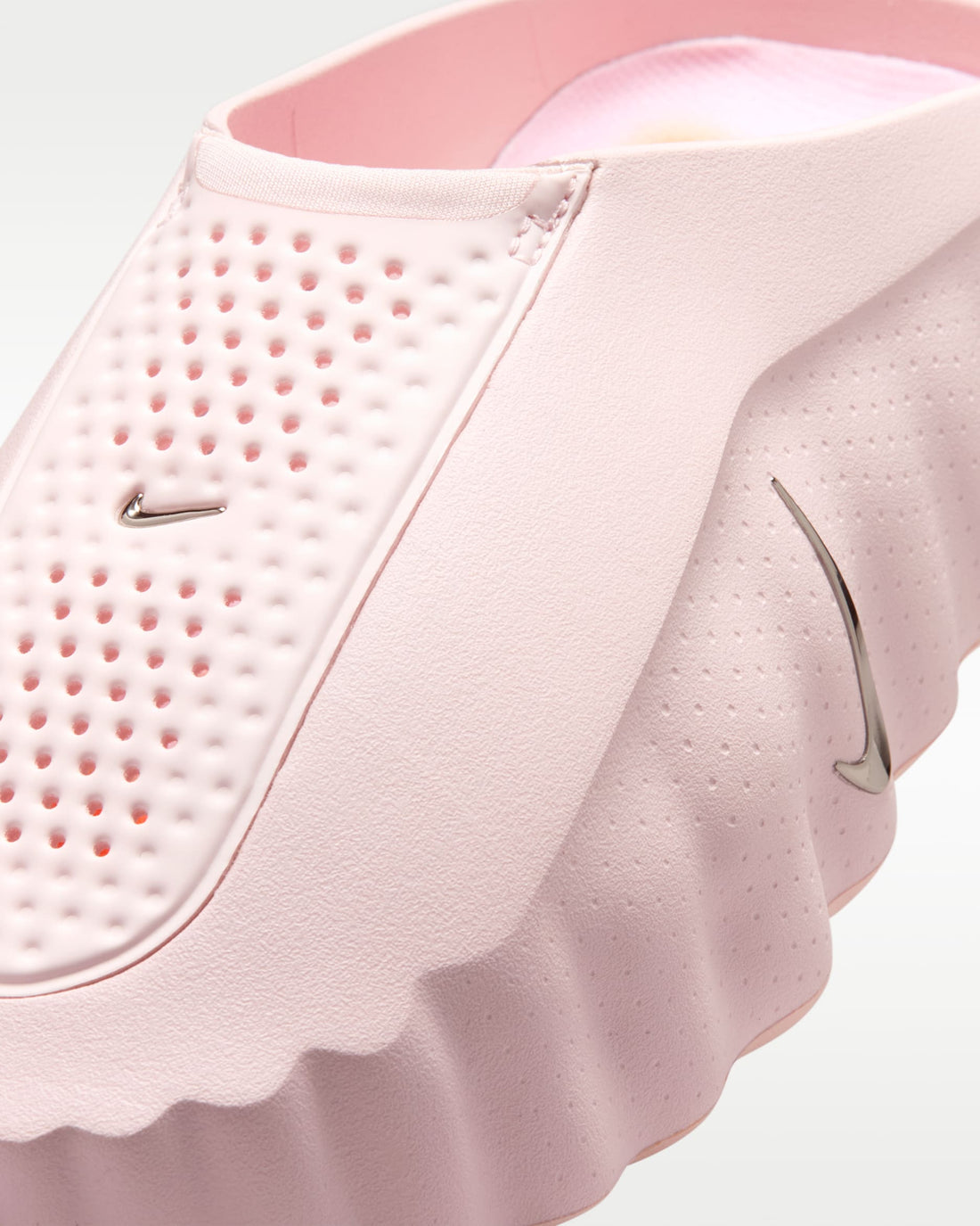 Nike Mind 001
Women's Pregame Mules