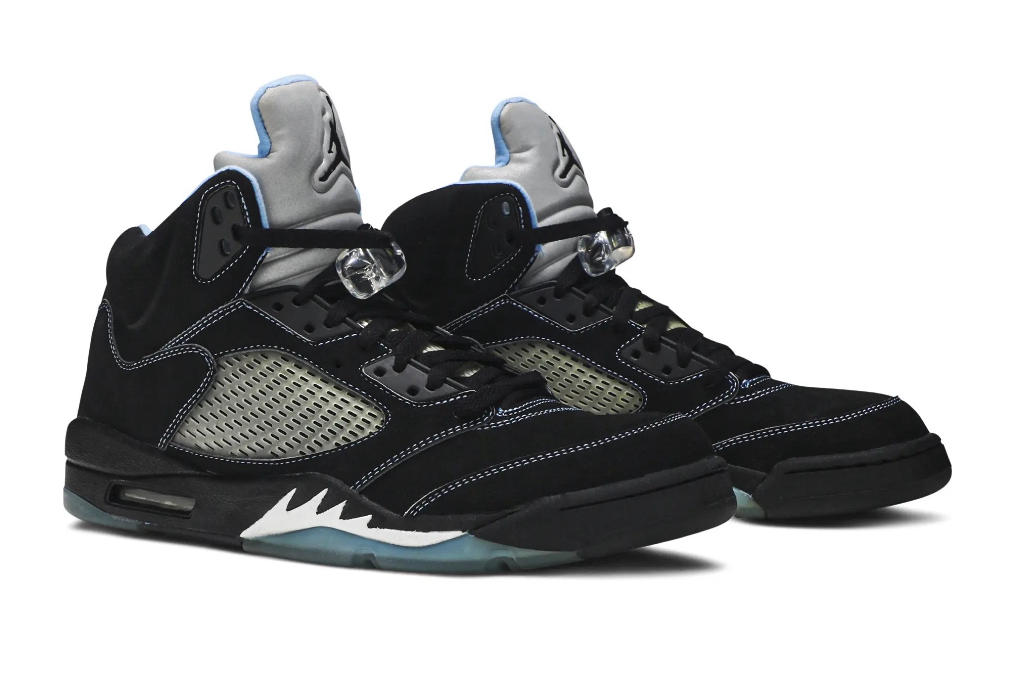 Air Jordan 5 “Black/University Blue”