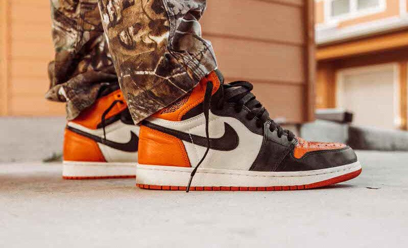 Air Jordan 1 High OG “Shattered Backboard”