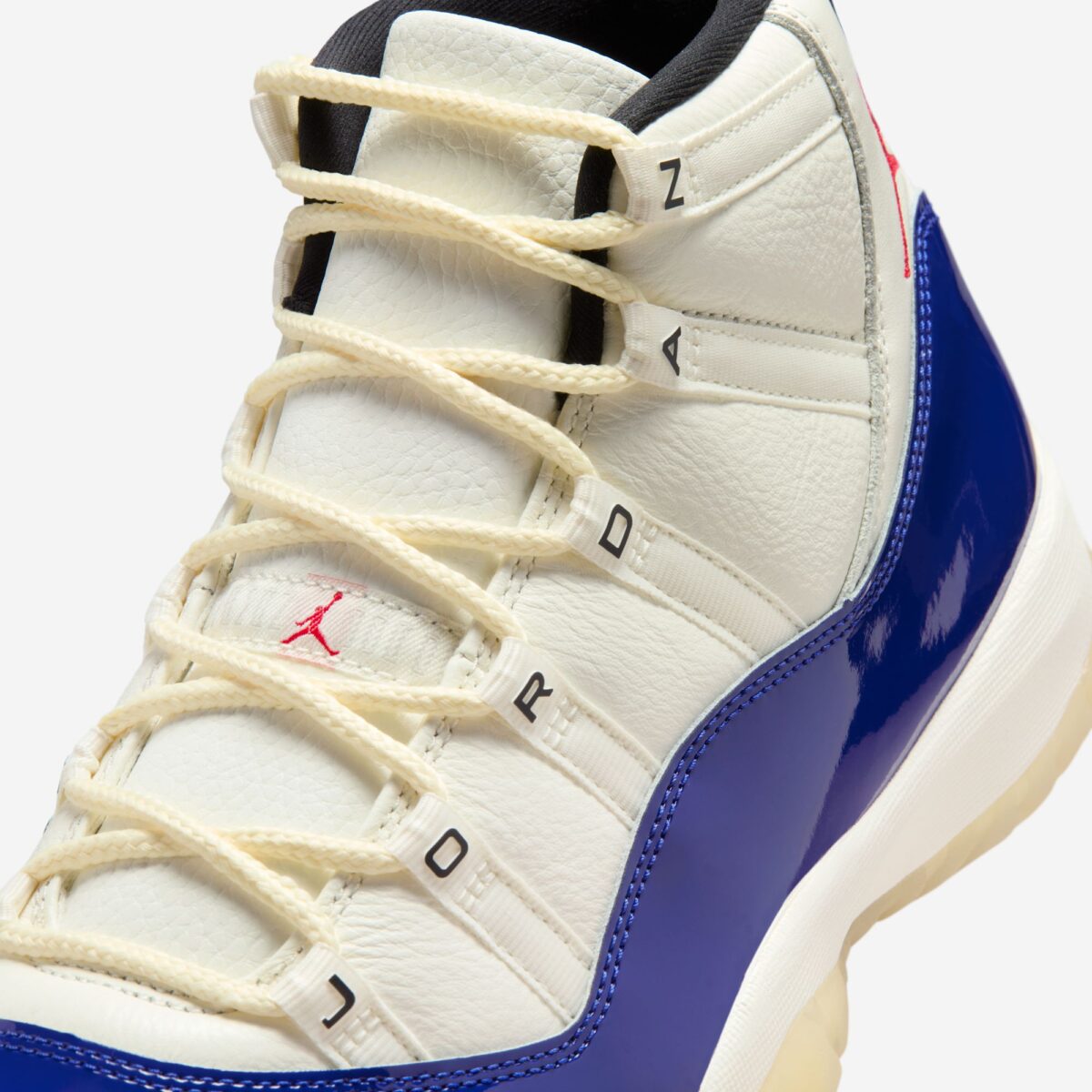 Air Jordan 11 "Rare Air"