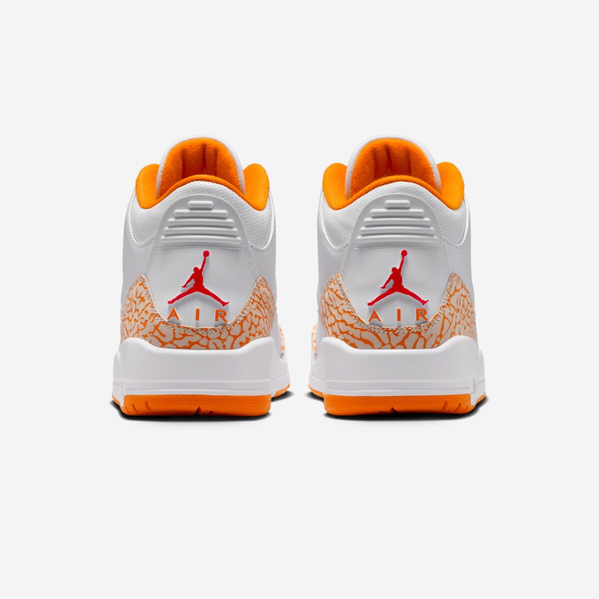 Air Jordan Retro 3 WMNS “Orange Citrus”