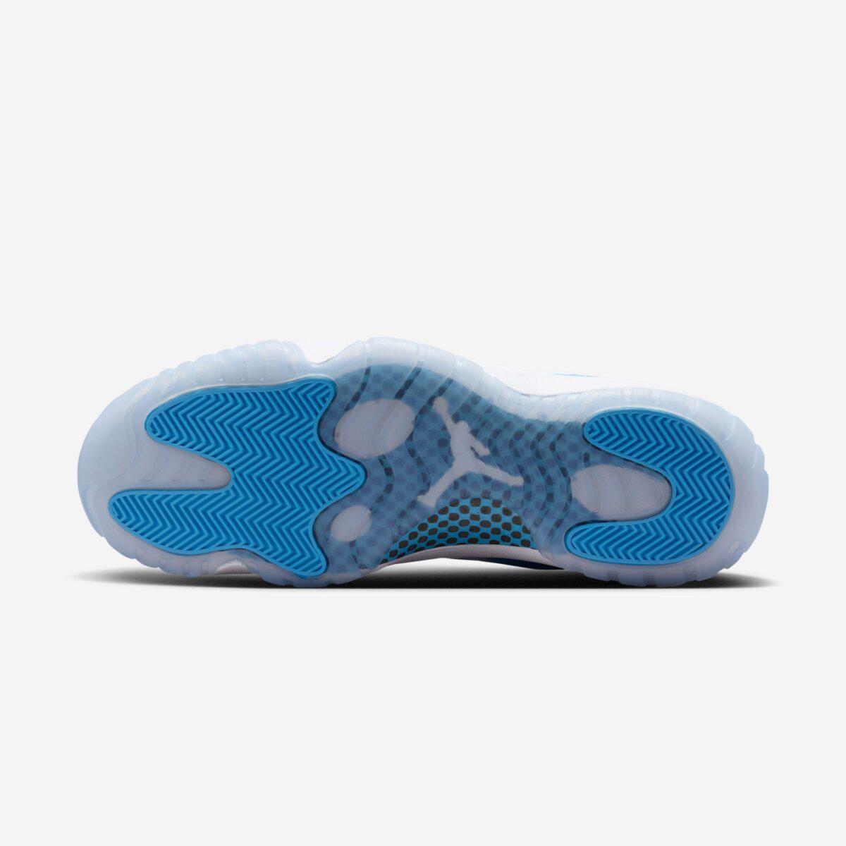 Air Jordan 11 Low “University Blue”
