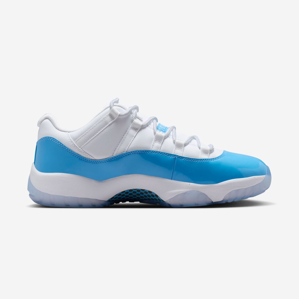 Air Jordan 11 Low “University Blue”