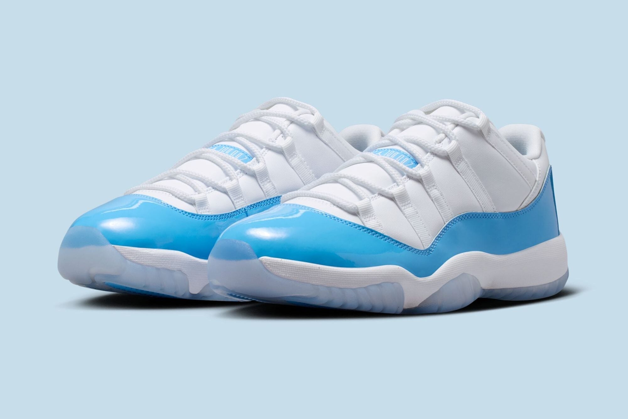 Air Jordan 11 Low “University Blue”
