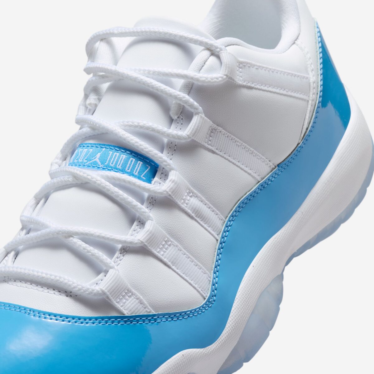 Air Jordan 11 Low “University Blue”