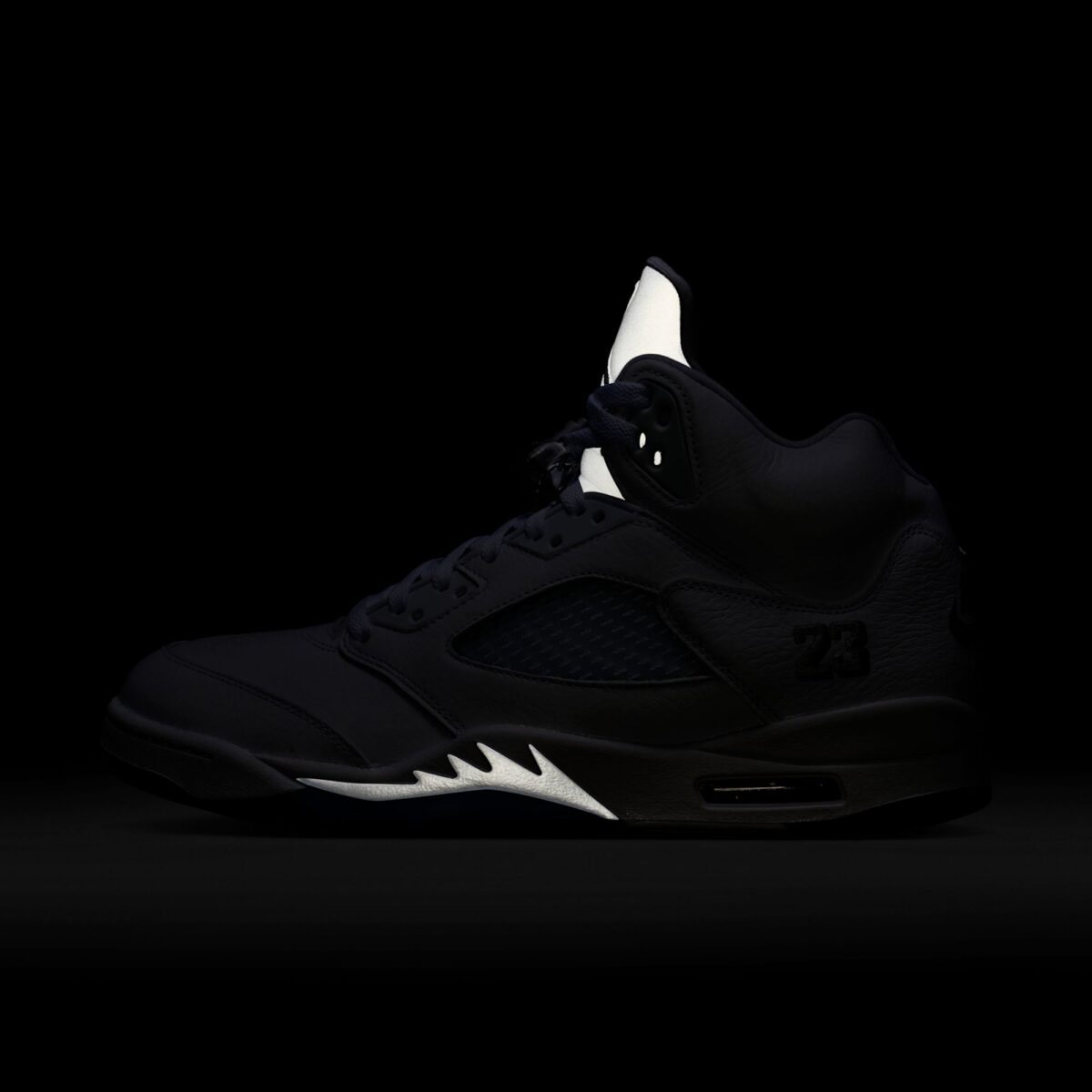 Air Jordan 5 “White Metallic”