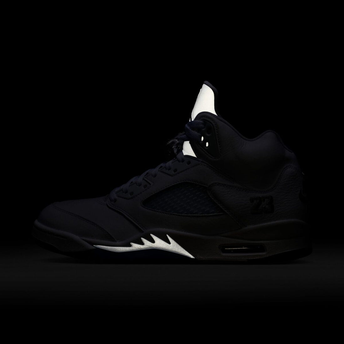 Air Jordan 5 “White Metallic”