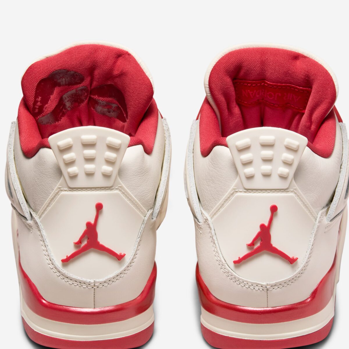 Air Jordan 4 WMNS “Valentine’s Day”