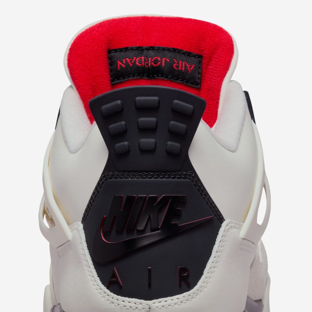Air Jordan 4 “Flight Club”