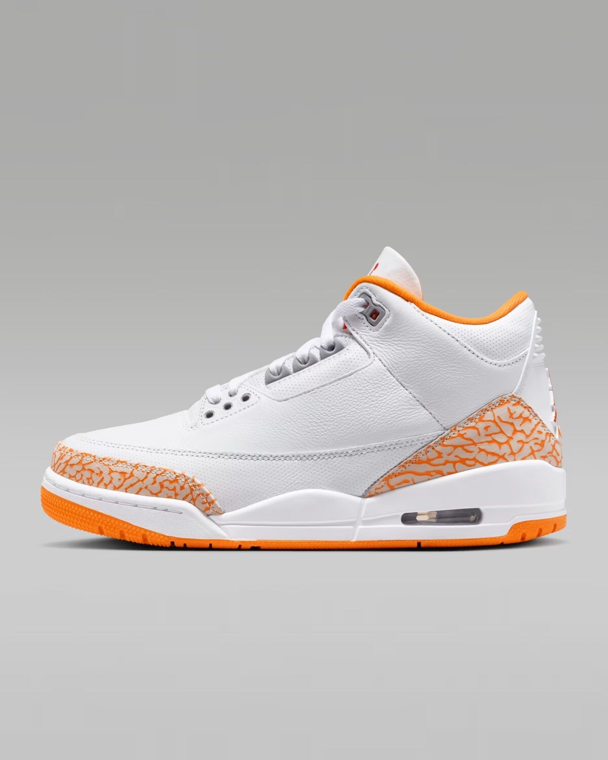 Air Jordan Retro 3 WMNS “Orange Citrus”