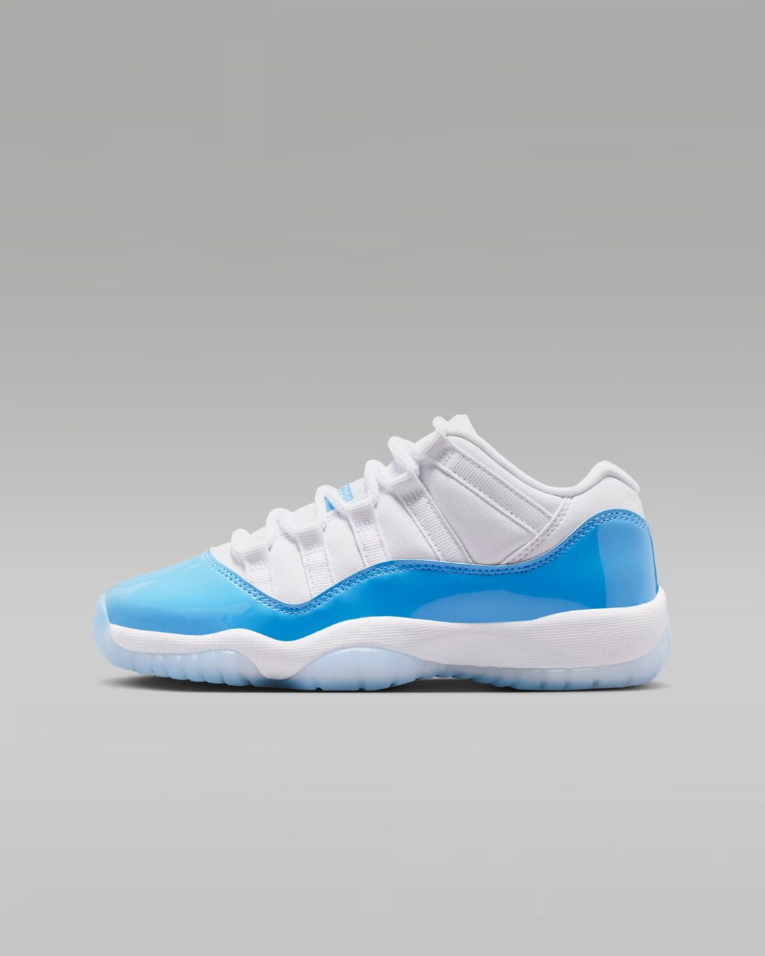 Air Jordan 11 Low “University Blue”