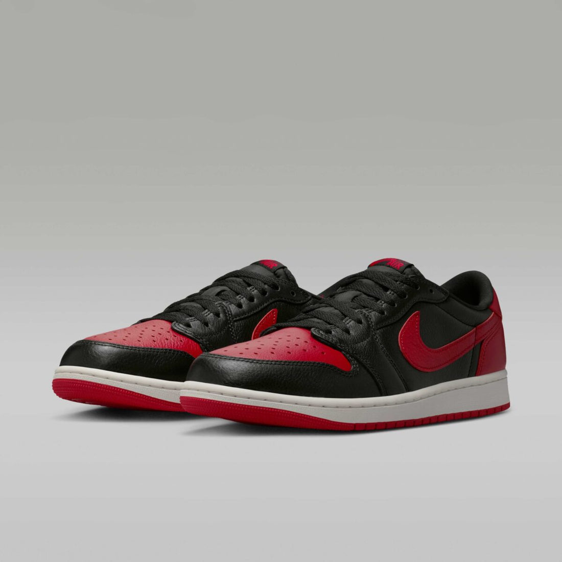Air Jordan 1 Low OG “Banned”