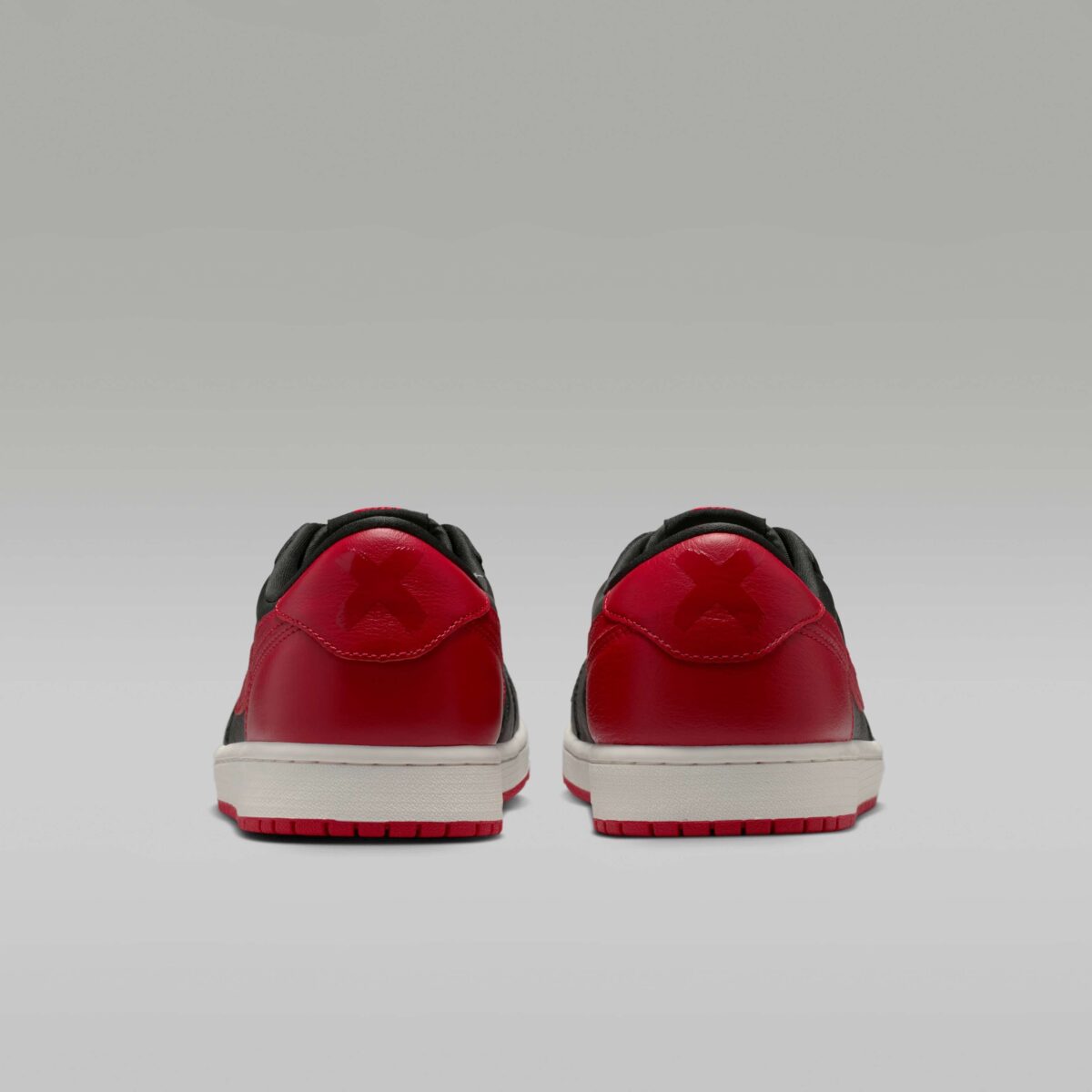 Air Jordan 1 Low OG “Banned”